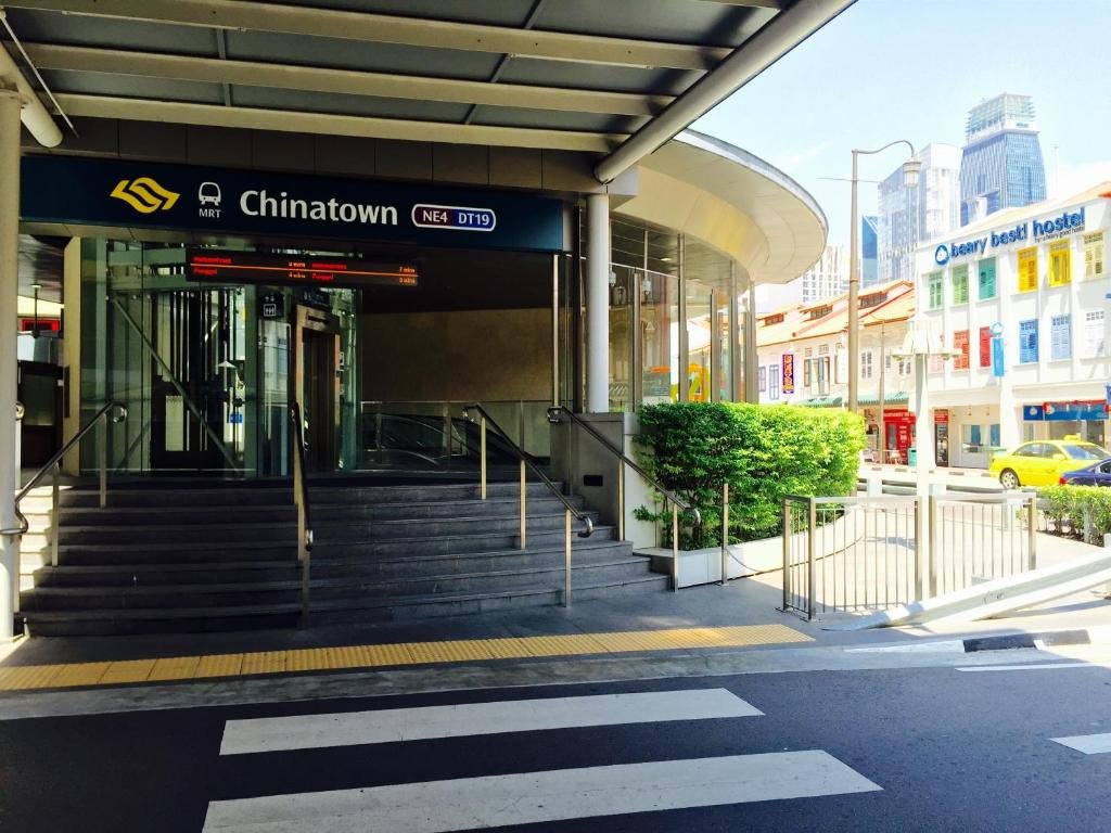 Chinatown MRT — Beary Best Hostel visible