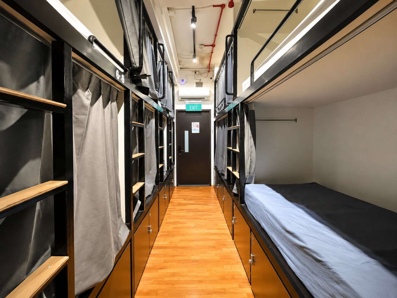 Capsule Room